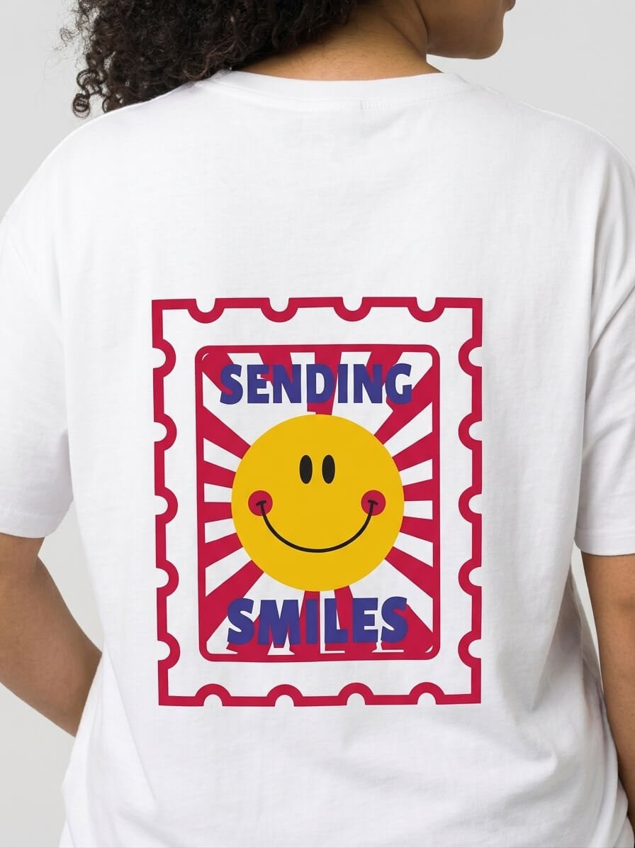 T-shirt femme col V Sending Smiles