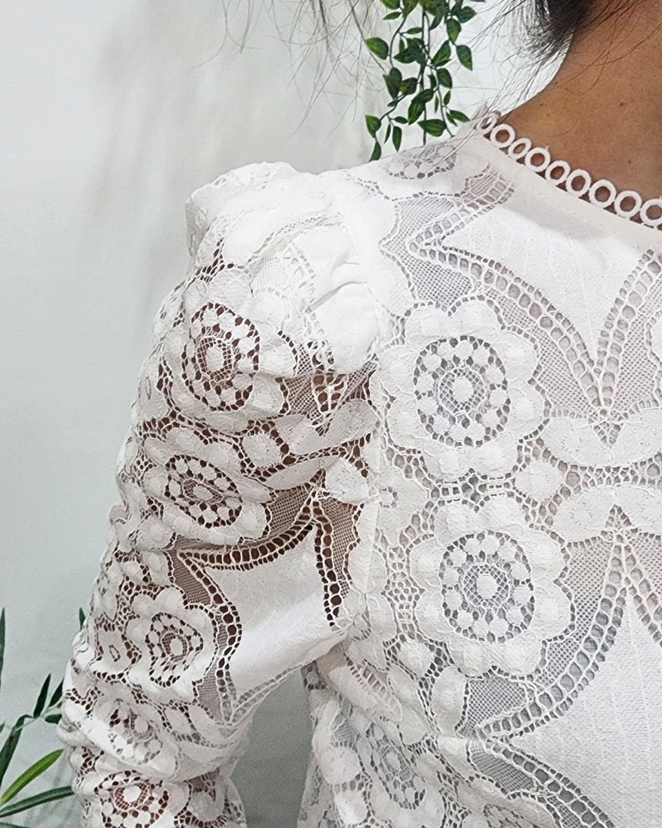 Blouse femme blanche broderies anglaises Géraldine