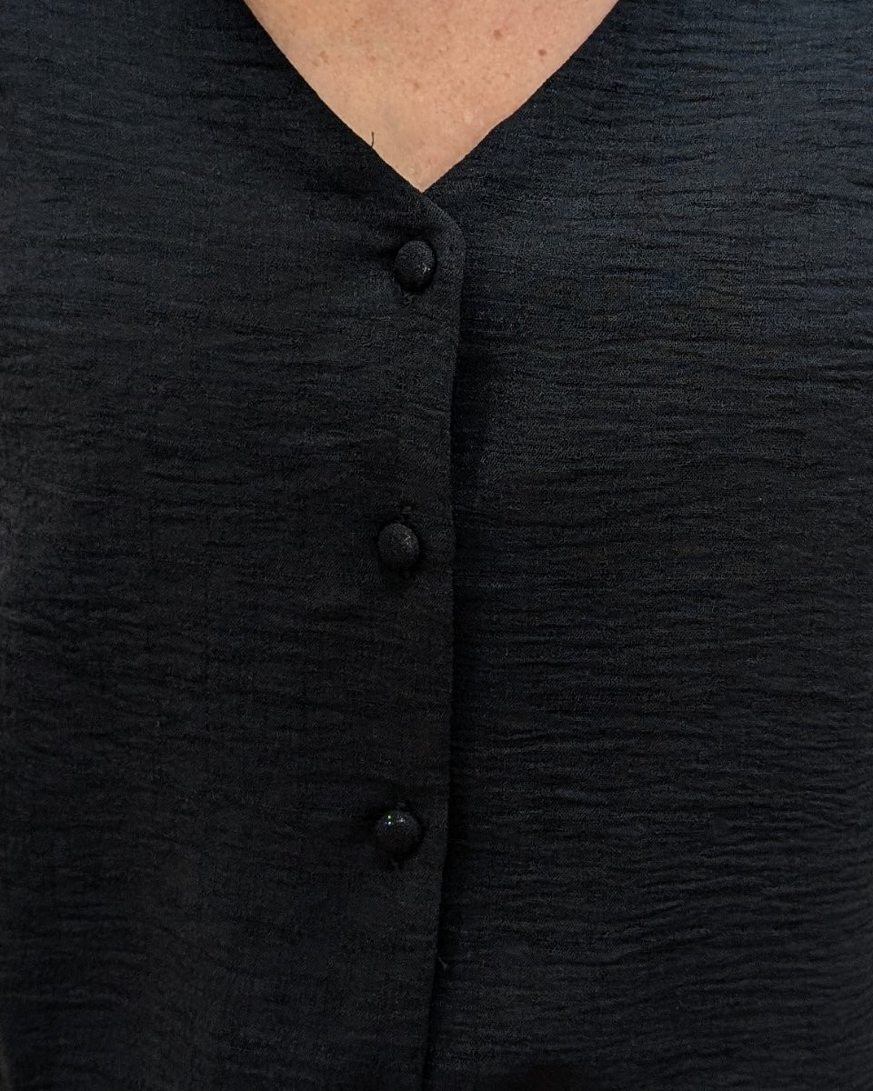 Blouse femme noire dos et manches dentelle Enya