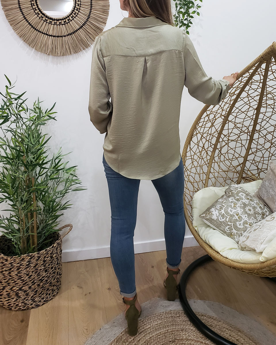 Chemise femme satinée unie kaki