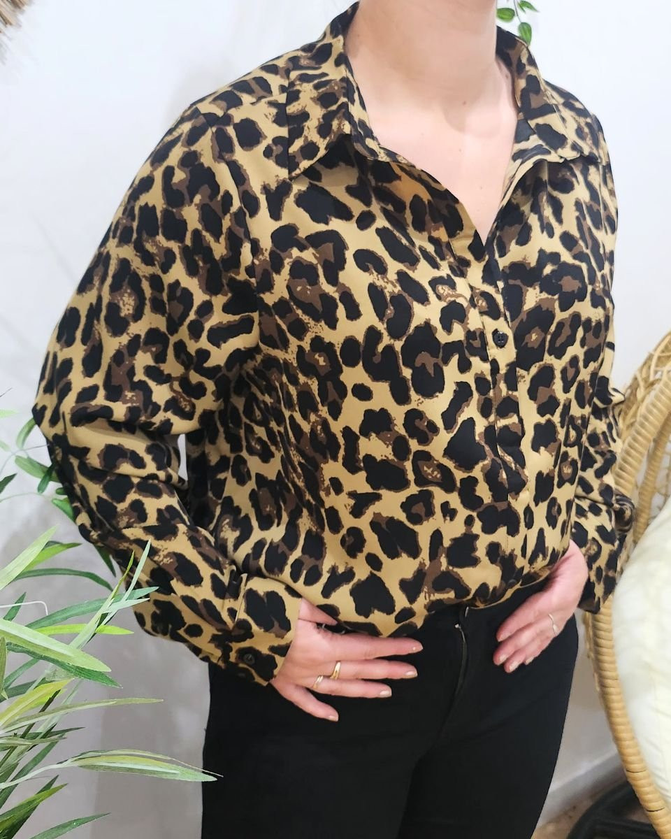 Chemisier femme camel imprimé léopard marron et noir