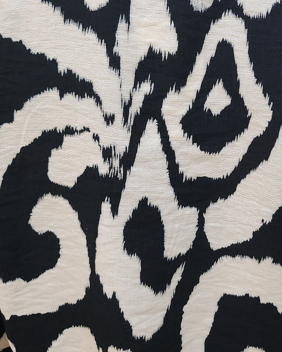 Chemisier femme écru et noir à poches