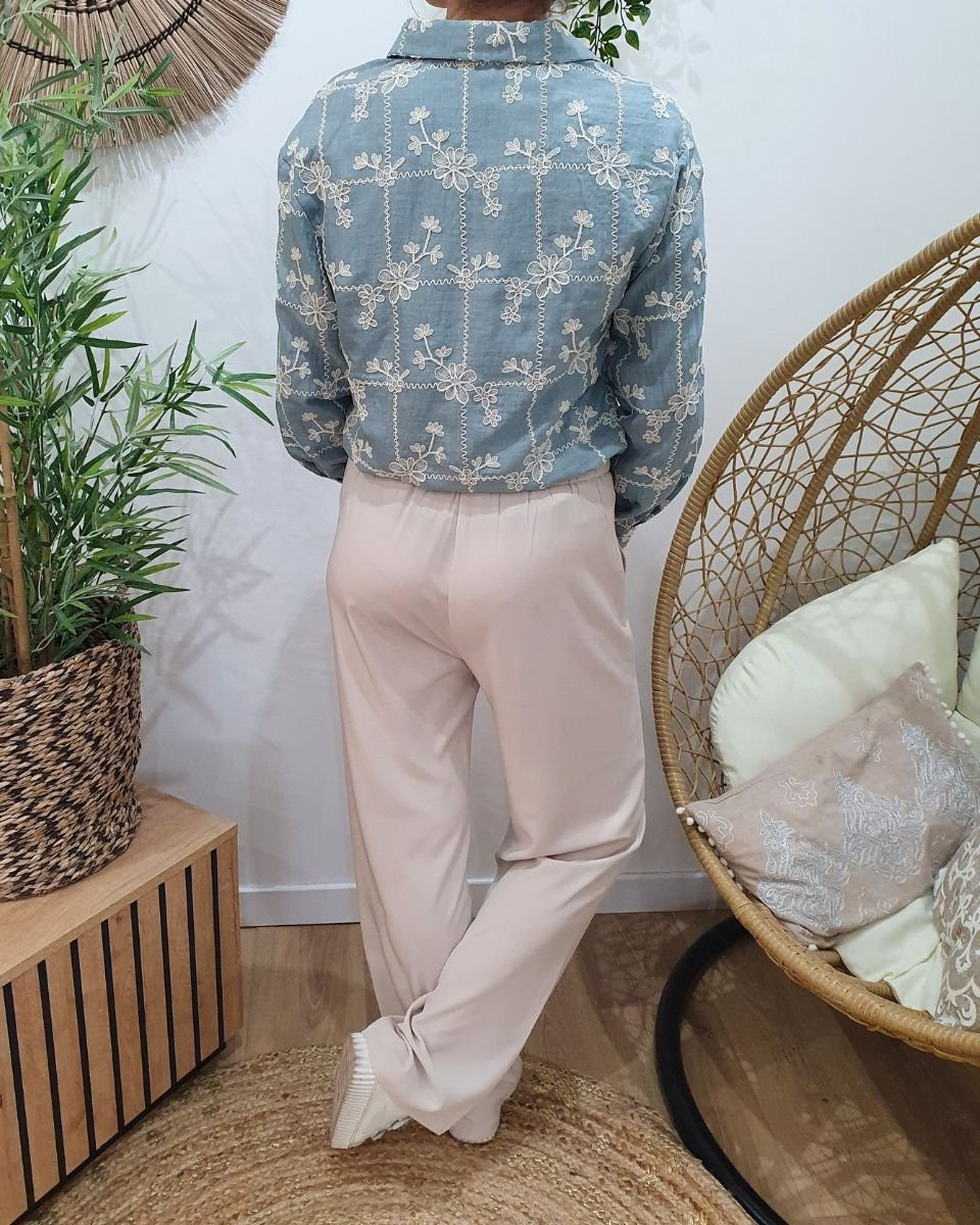 Chemisier femme bleu jean à carreaux fleuris brodés beiges