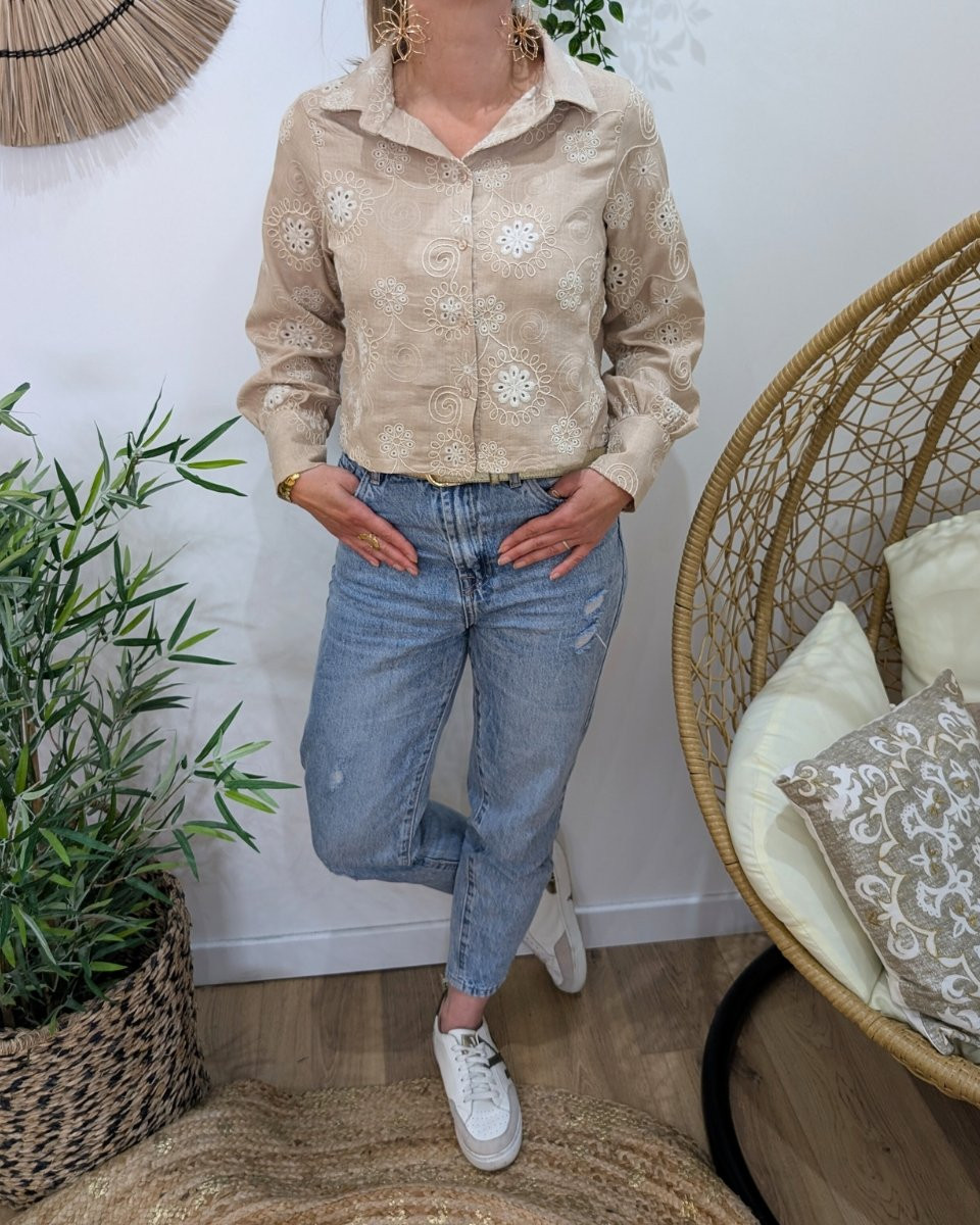 Chemisier femme beige à fleurs brodées écrues Héléna