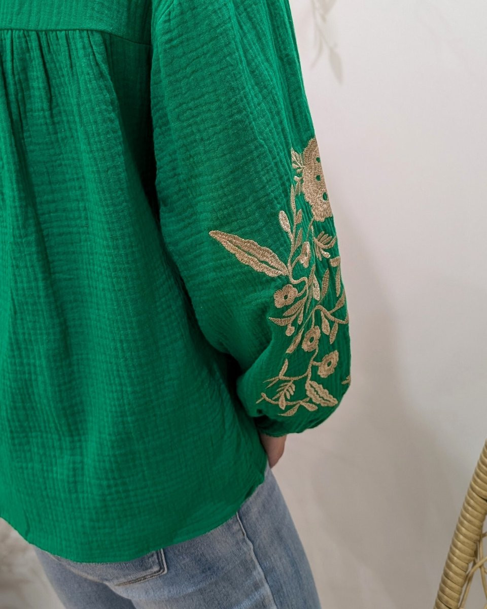 Chemisier femme vert coton gaze manches brodées fleurs dorées