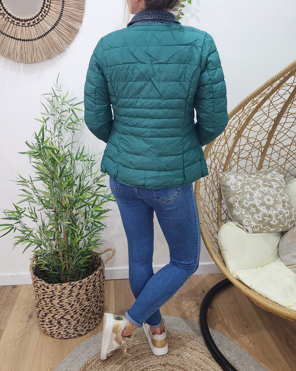 Doudoune femme vert emeraude rebords jeans