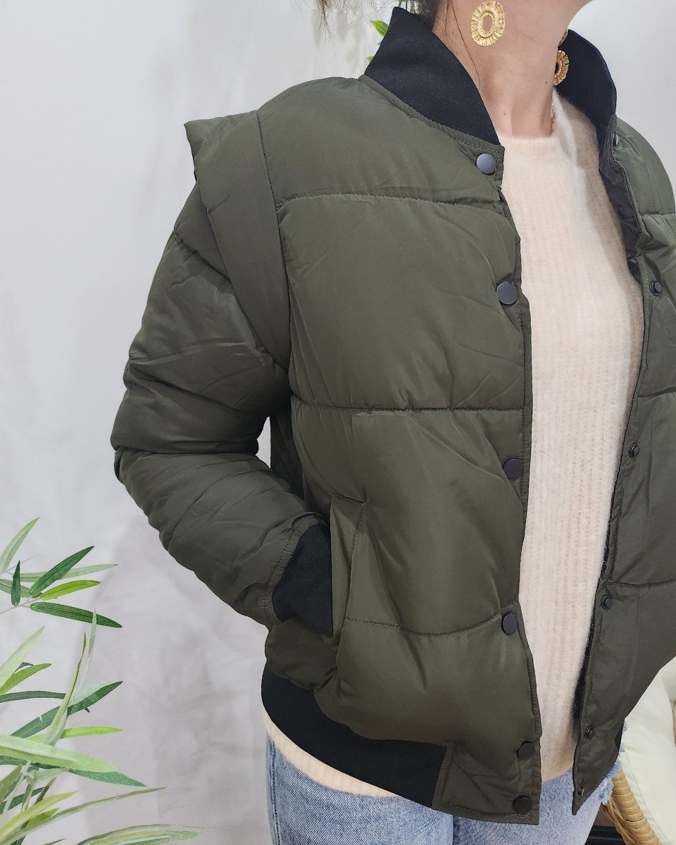 Doudoune kaki courte femme style bombers