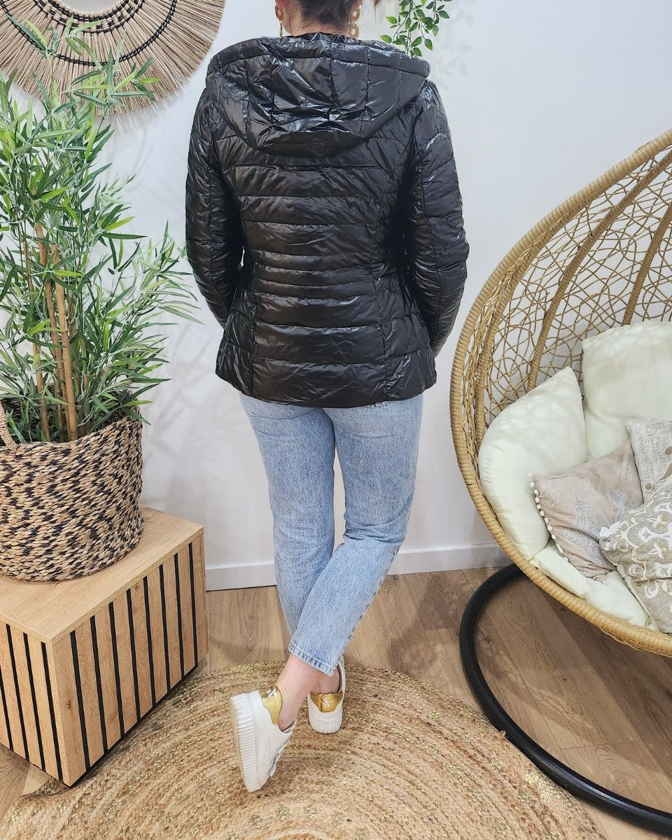 Doudoune fine noire à capuche 