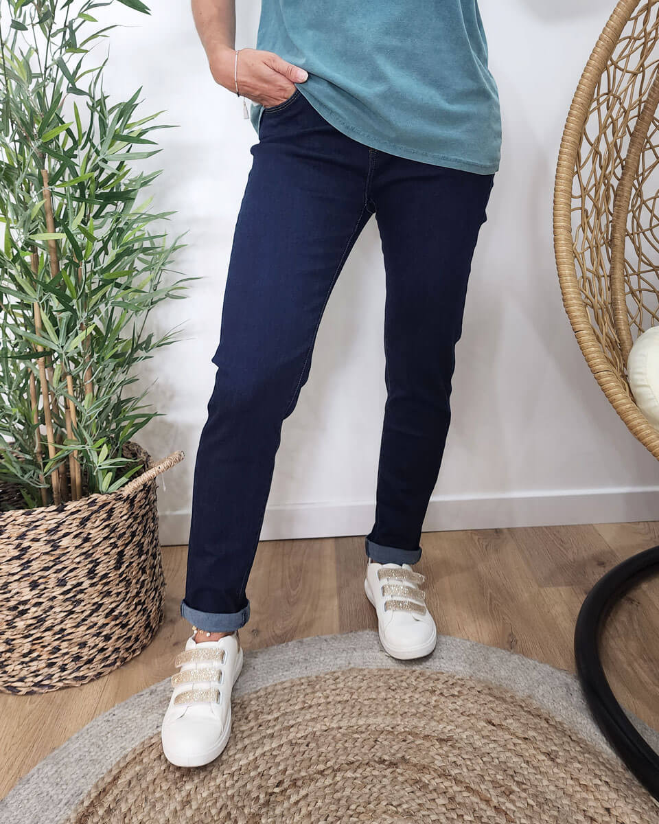Jean femme brut slim coupe confort