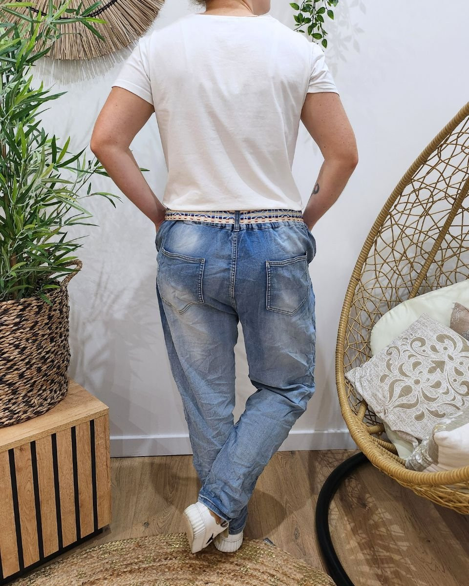 Jean élastique grande taille ceinture brodée Cathy