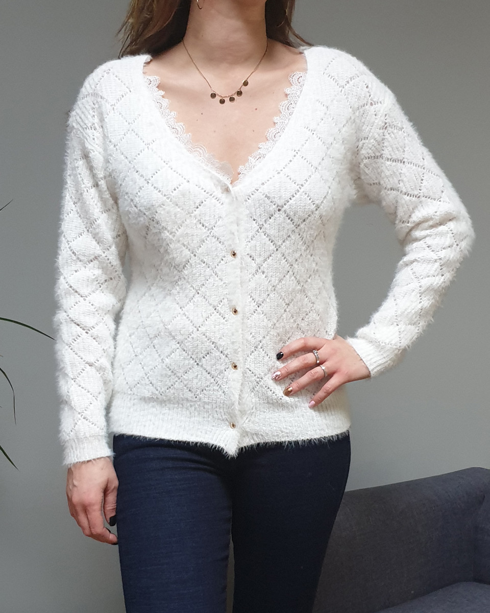 Pull boutonné réversible ajouré blanc cassé