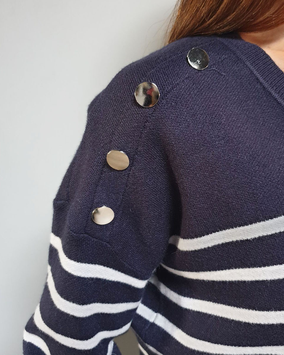 Pull marinière bleu rayures blanches coeurs rouges