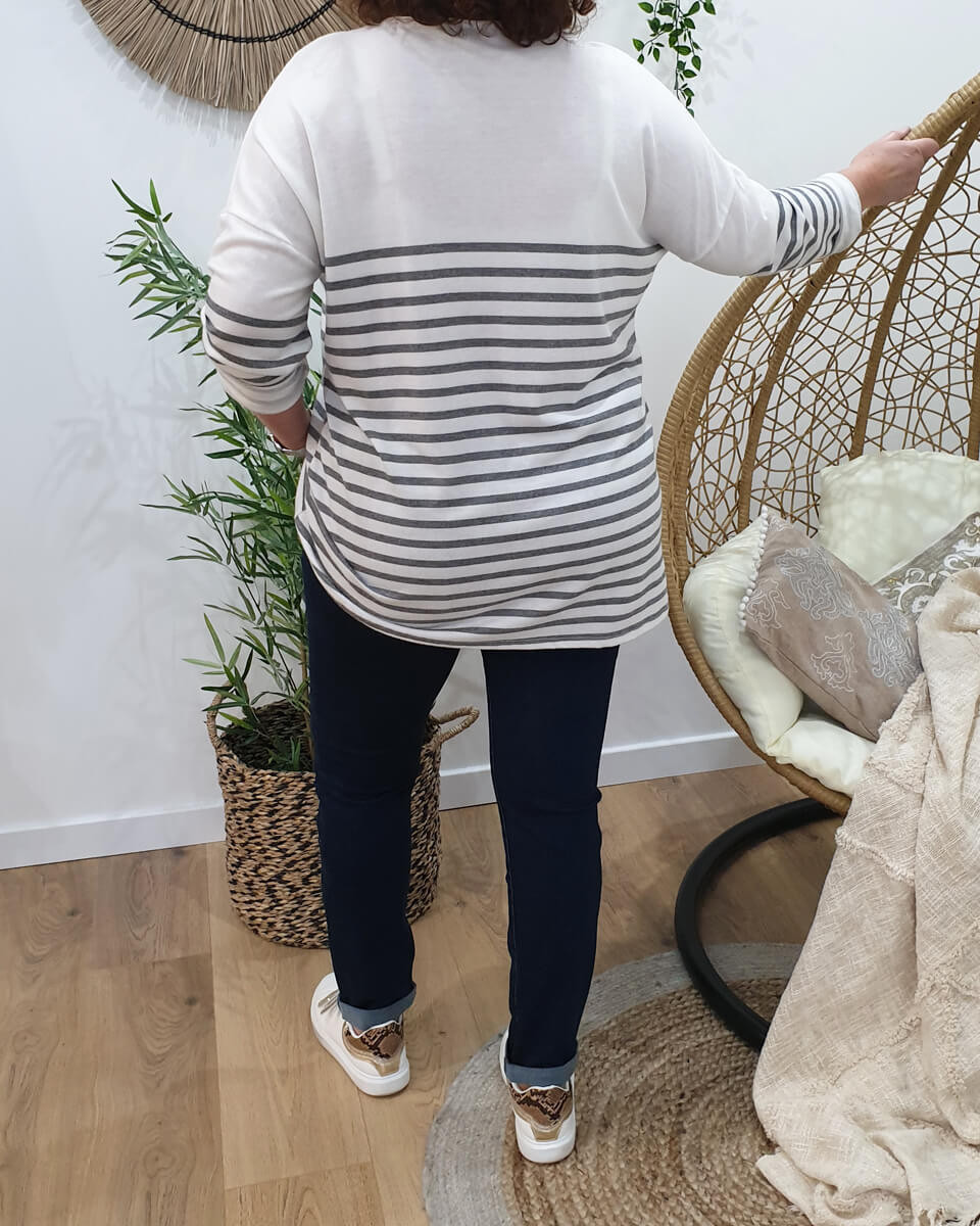 Pull marinière oversize gris et blanc coeur rouge