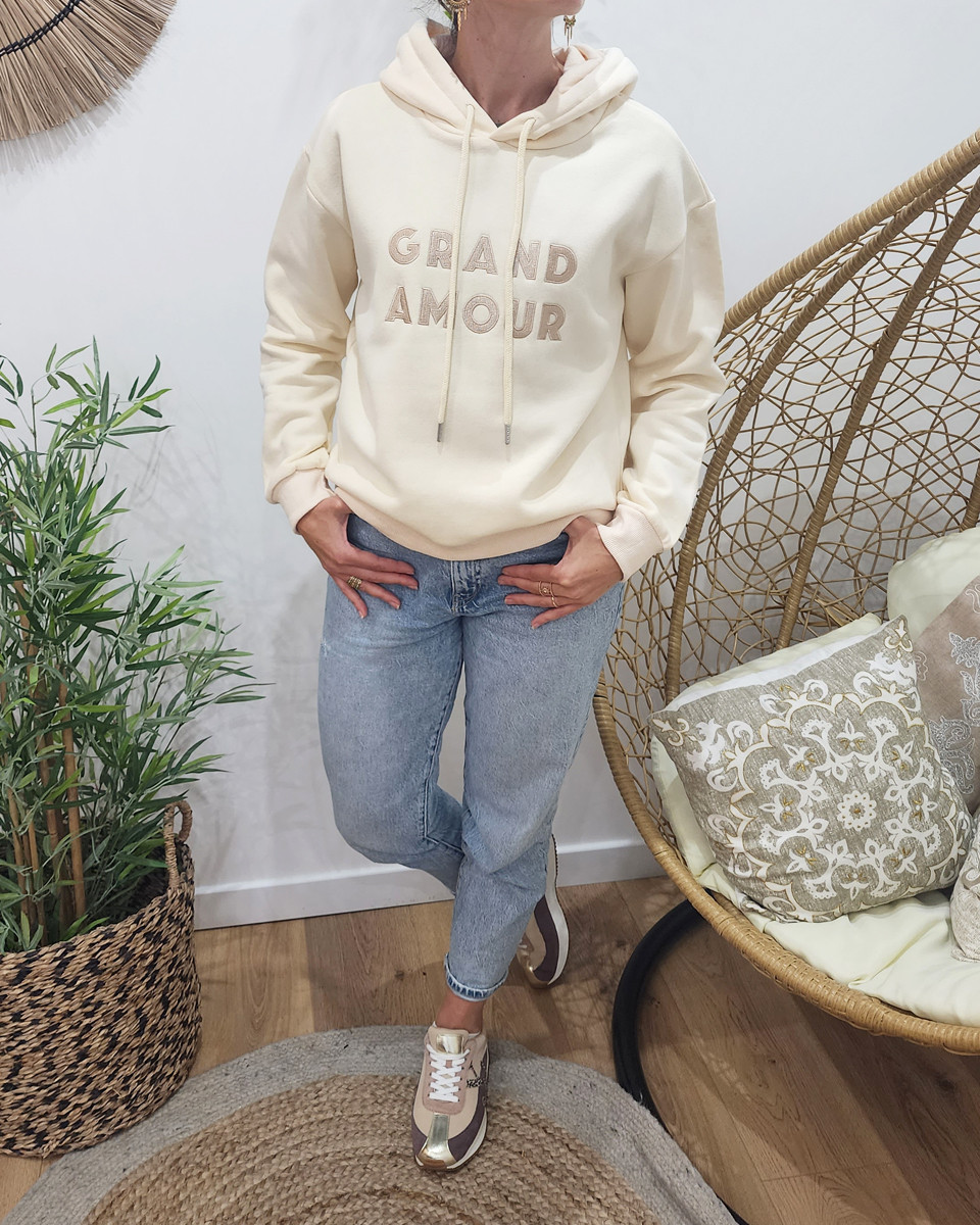 Sweat femme beige broderie Grand Amour