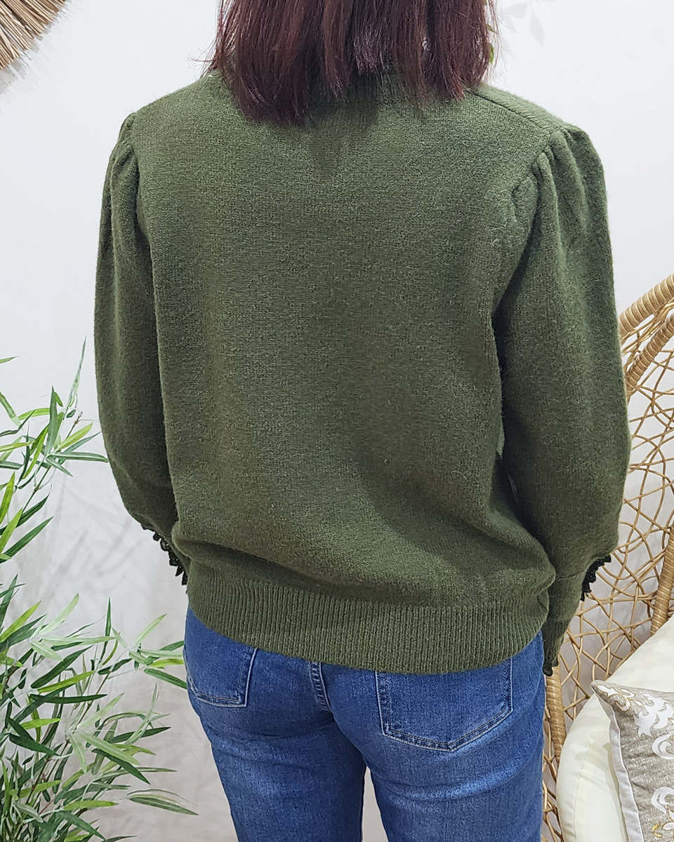 Pull femme uni col et manches à broderies-Kaki