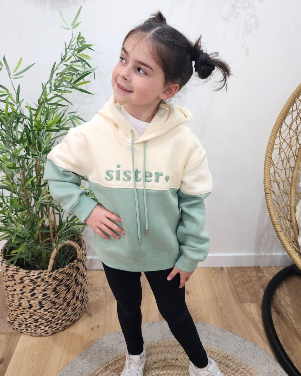 Sweat à capuche enfant beige et vert Sister