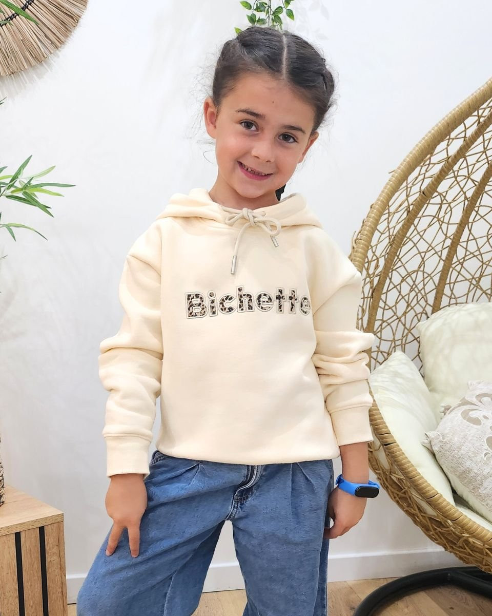 Sweat à capuche enfant beige broderie bichette léopard