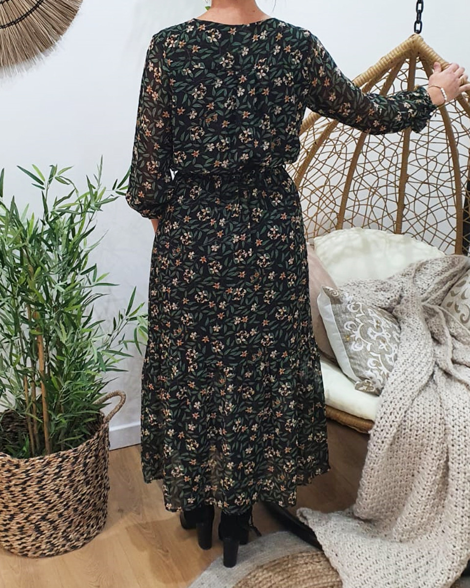 Robe longue noire feuillage fin et petites fleurs beiges