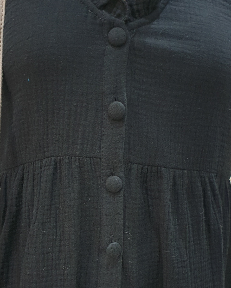 Robe chemise noire à volants