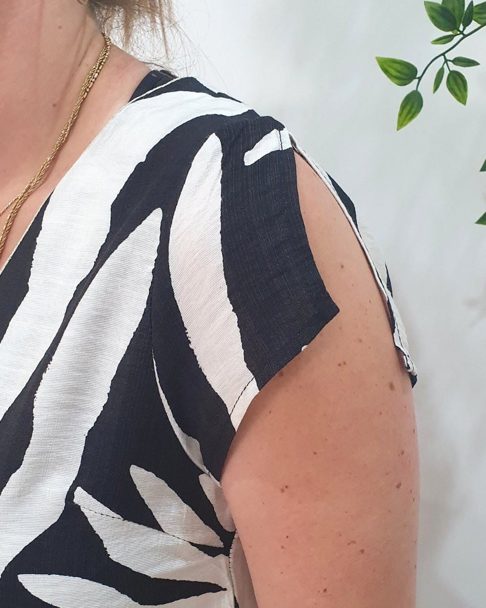 Robe femme droite noire et écrue Éléa