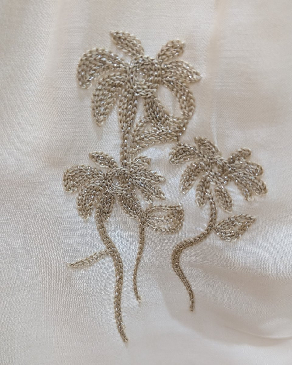 Robe courte femme beige palmiers brodés dorés