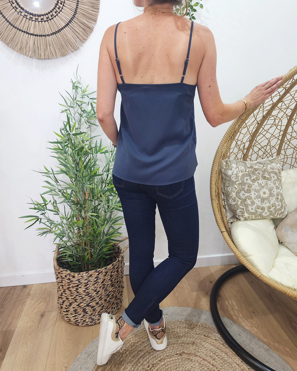 Top femme à bretelles bleu marine Isa