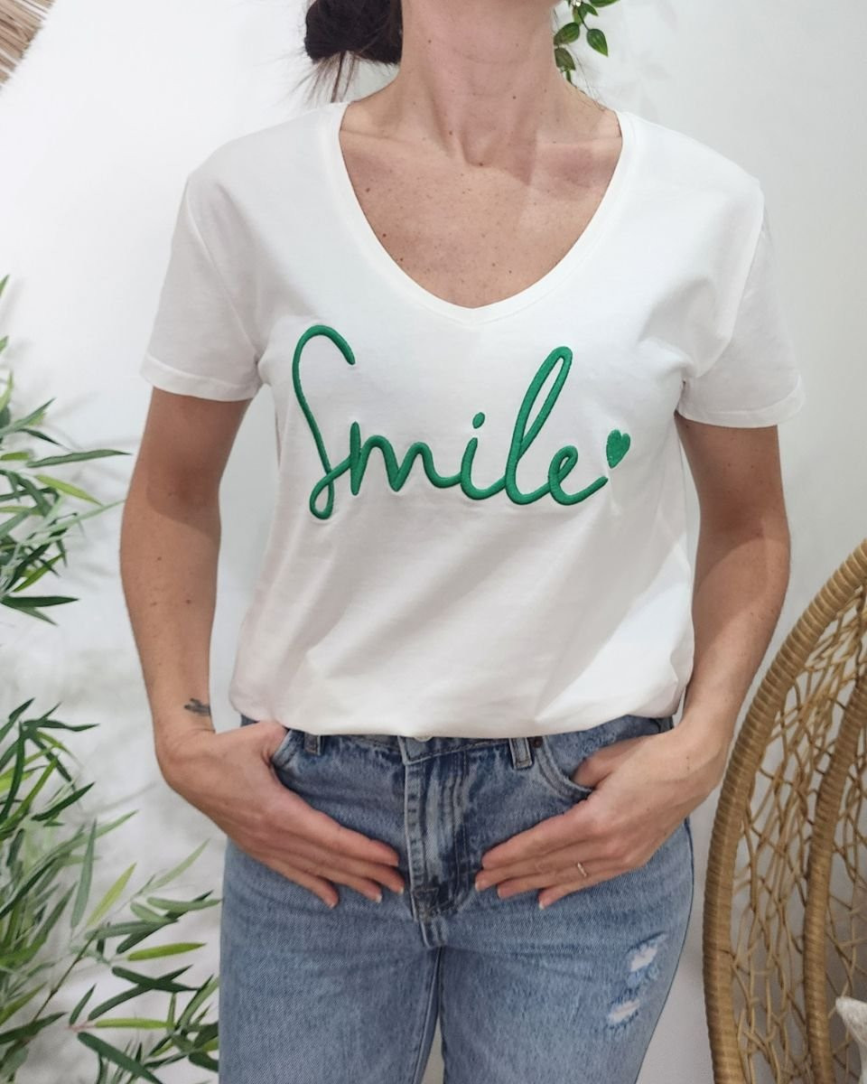 T-Shirt femme blanc broderie smile vert gazon