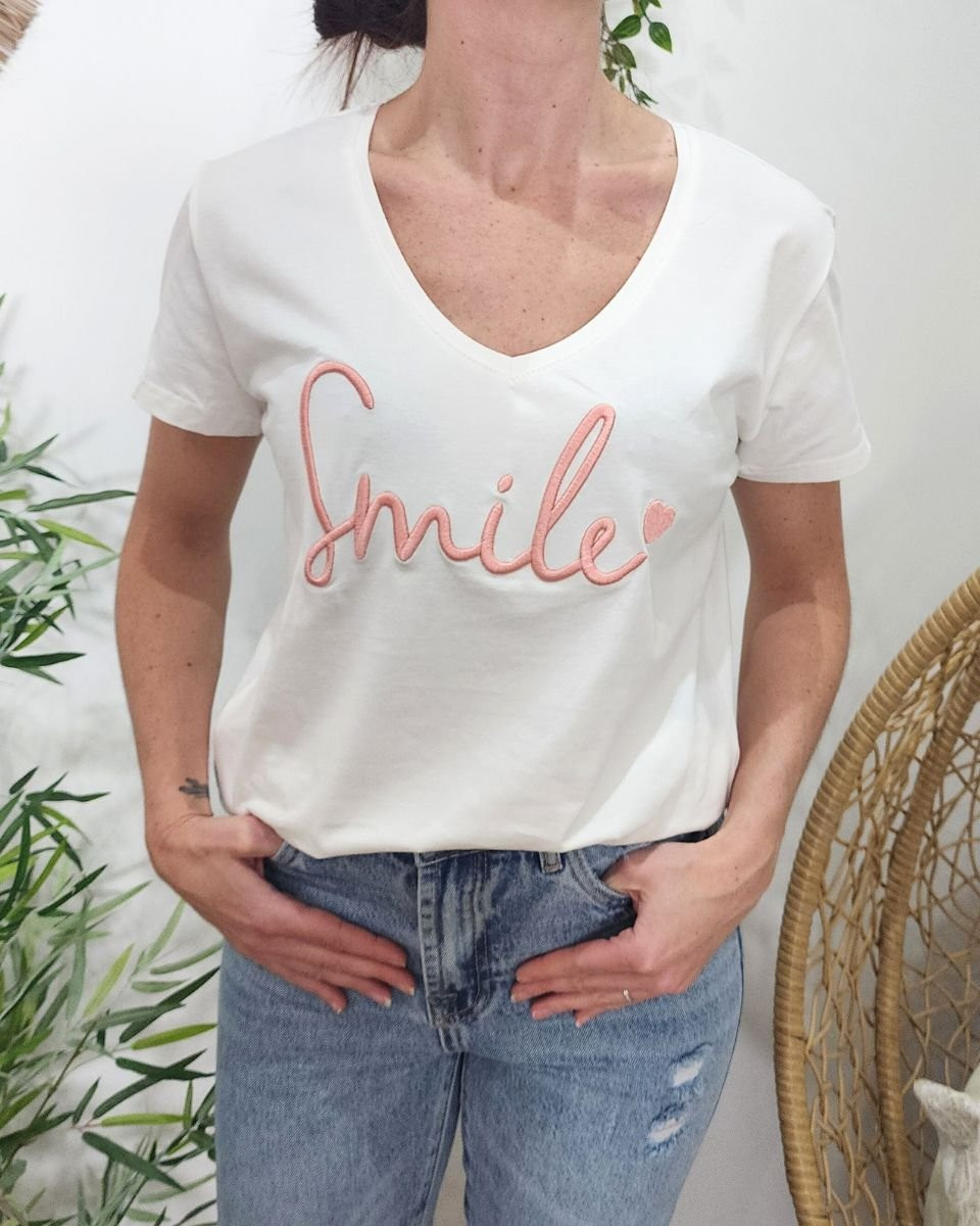 T-Shirt femme blanc broderie smile rose poudré