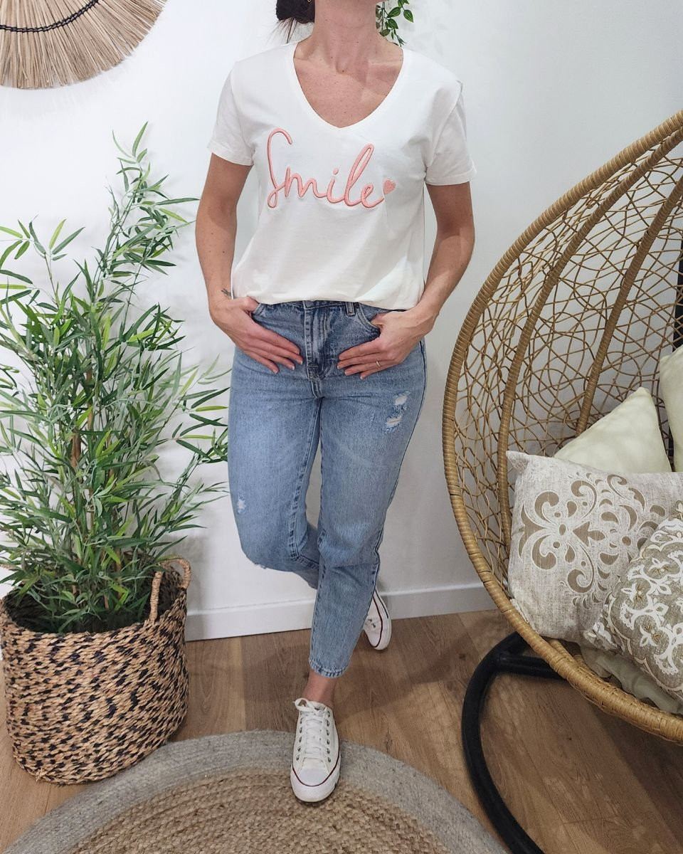 T-Shirt femme blanc broderie smile rose poudré