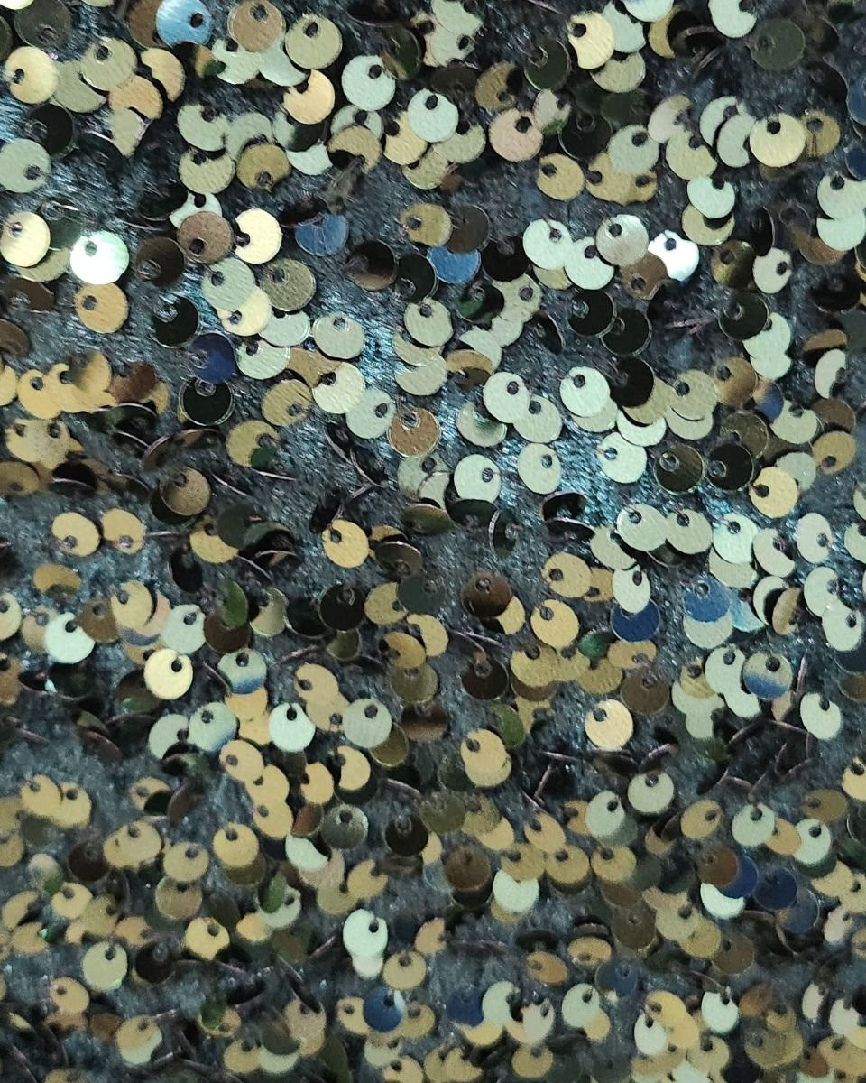 Top femme à sequins verts Amal