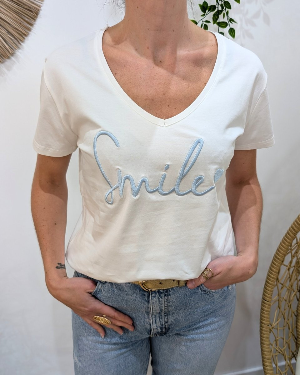 T-Shirt femme blanc broderie smile bleu ciel