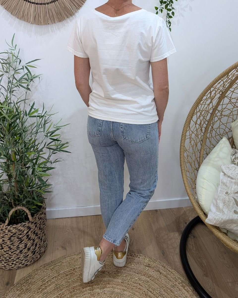 T-Shirt femme col V blanc coeurs brodés dorés