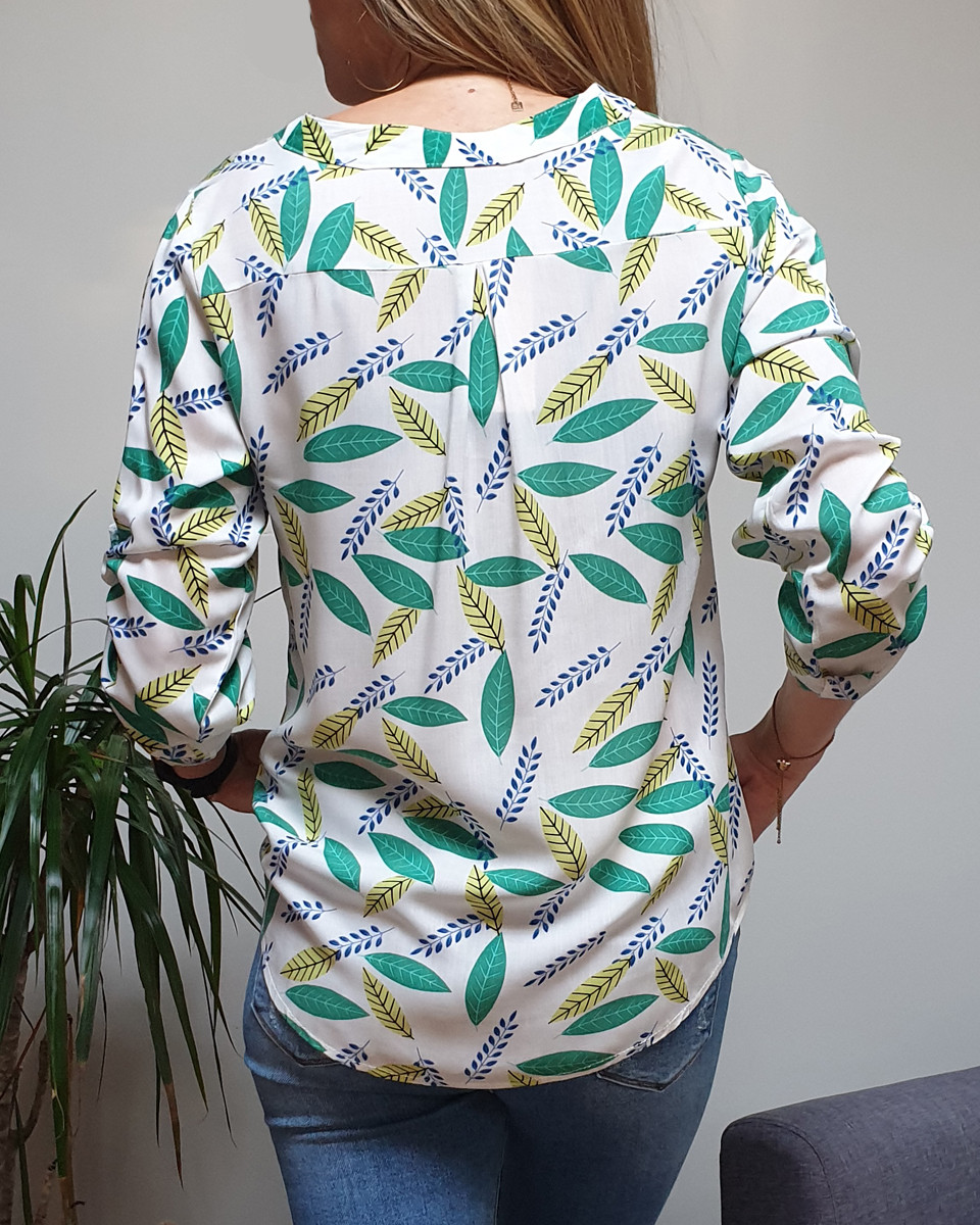 Tunique blanche feuilles vertes et bleues