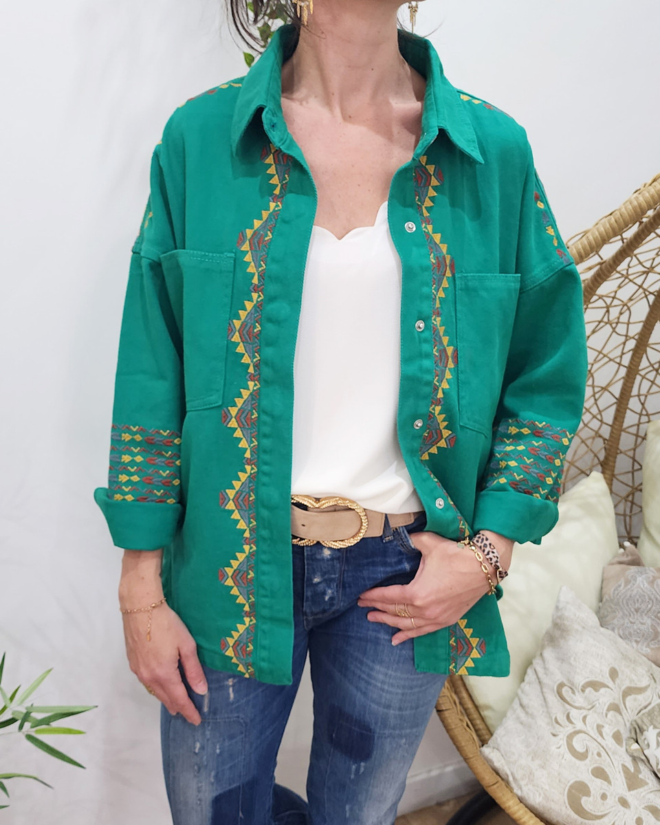 Veste en jean fluide verte motifs ethniques