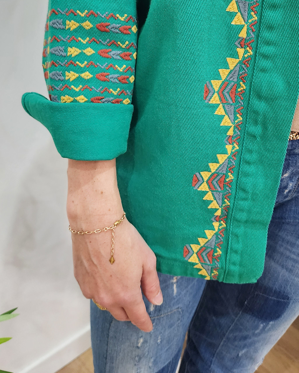 Veste en jean fluide verte motifs ethniques
