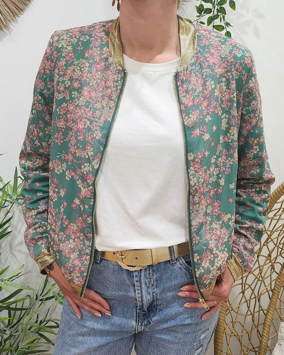 Bombers femme vert fleurs roses dorées Servade