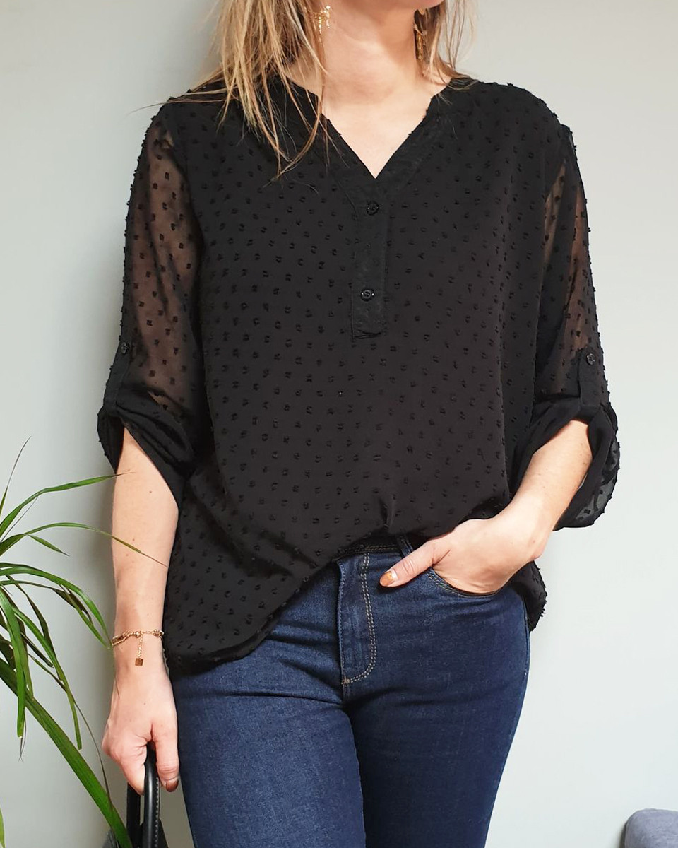 Blouse noire plumetis manches longues 14777