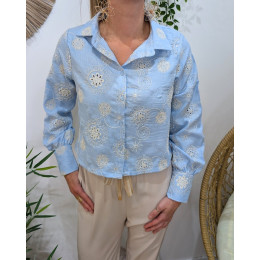 Chemisier femme bleu ciel à fleurs brodées beiges Héléna