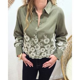 Chemisier femme kaki broderies fleuries beiges Soliane