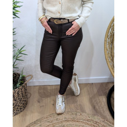 Pantalon femme similicuir marron choco skinny