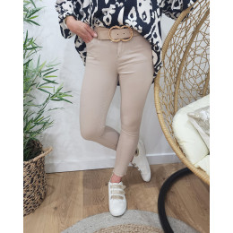 Pantalon femme beige skinny 7/8