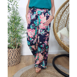 Pantalon femme fluide bleu marine fleurs roses et vertes Blandine 