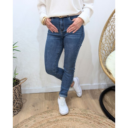 Jean femme slim bleu foncé délavé coupe confort push up