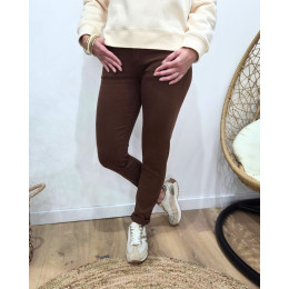 Pantalon femme marron slim coupe confort push up