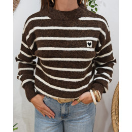 Pull femme marron rayures écrues coeur brodé pixels