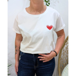 T-Shirt blanc broderie coeur dégradé rouge