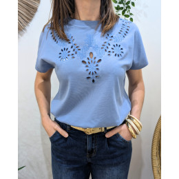 T-Shirt femme bleu jean broderies ajourées Altana