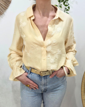 Chemisier femme jaune pâle broderies fleuries beiges Cybéla