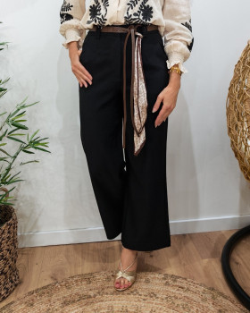Pantalon femme fluide noir 7/8 ceinture marron