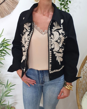 Veste femme noire broderies beiges Ilyana